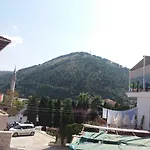 B&B Ajni
